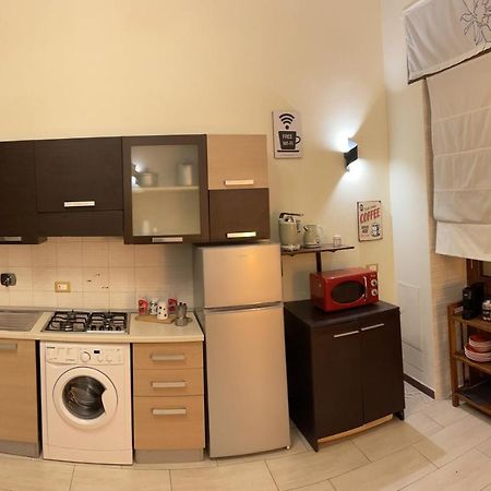 Romeo Apartment Ливорно Экстерьер фото